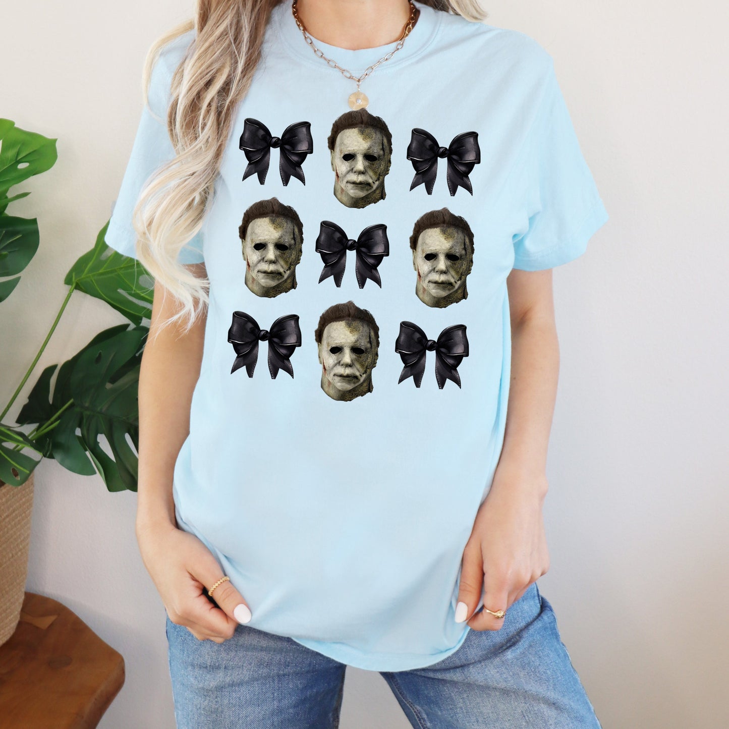 Michael Myers Mask & Bow T-Shirt - WaveBerry Threads